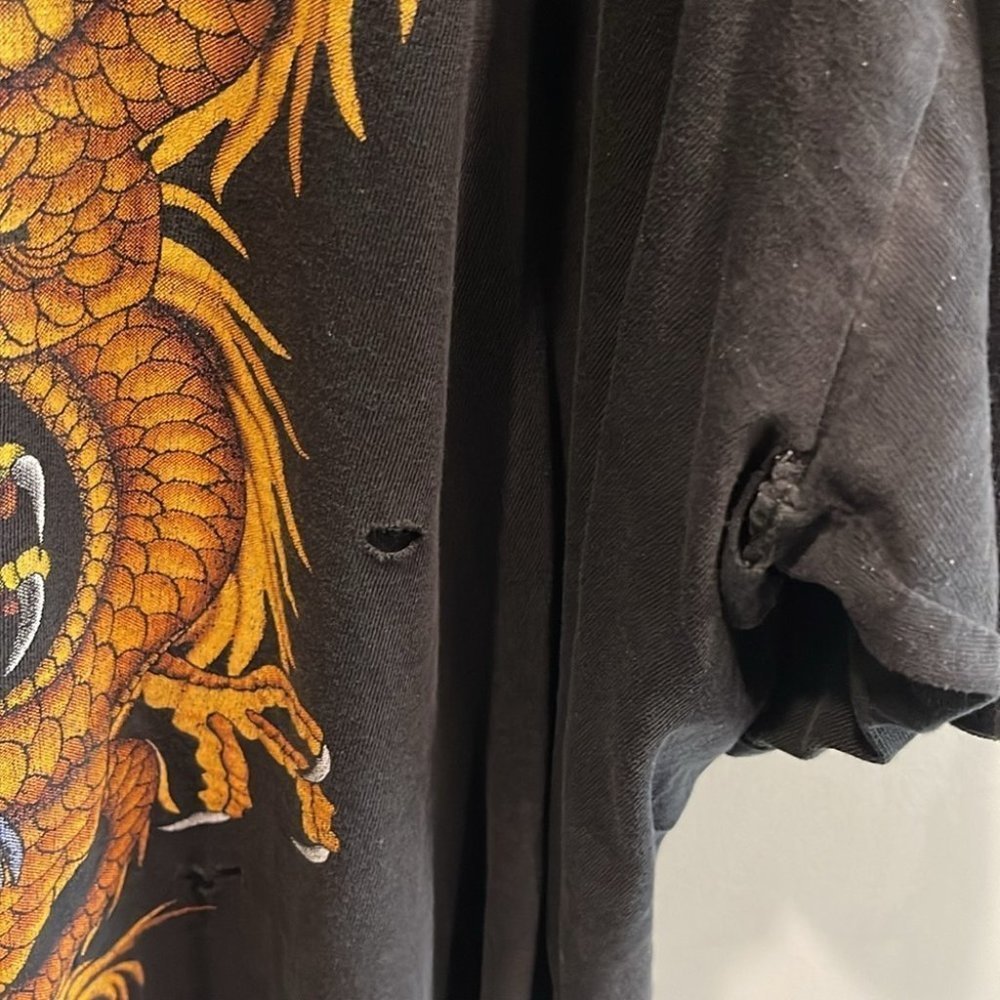 Vintage  2XL dragon tee - Picture 2 of 5